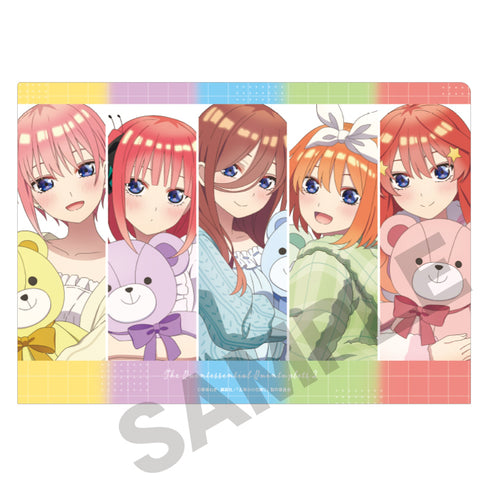『五等分の花嫁∬』シングルクリアファイル 集合 ぬいぐるみ抱っこ